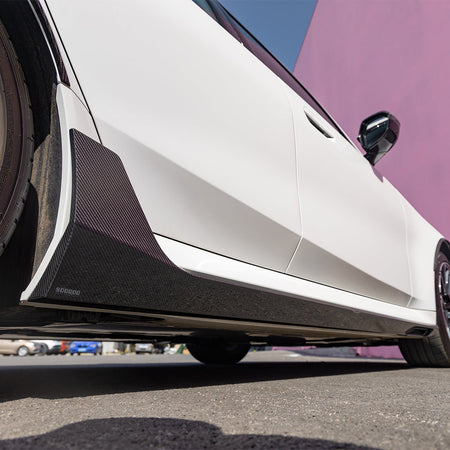 BMW M5 G90 CARBON FIBER SIDE SKIRT