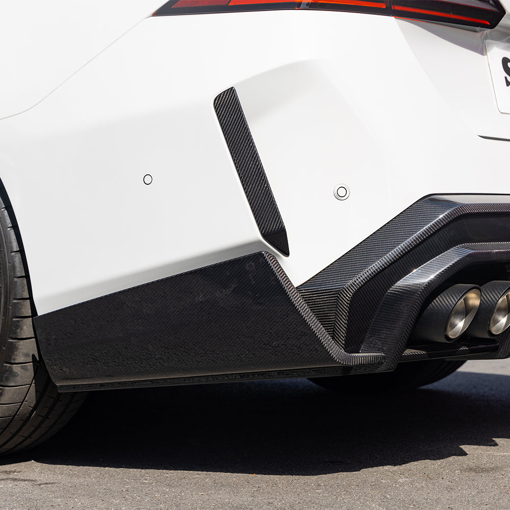 BMW M5 G90 CARBON FIBER REFLECTOR TRIMS