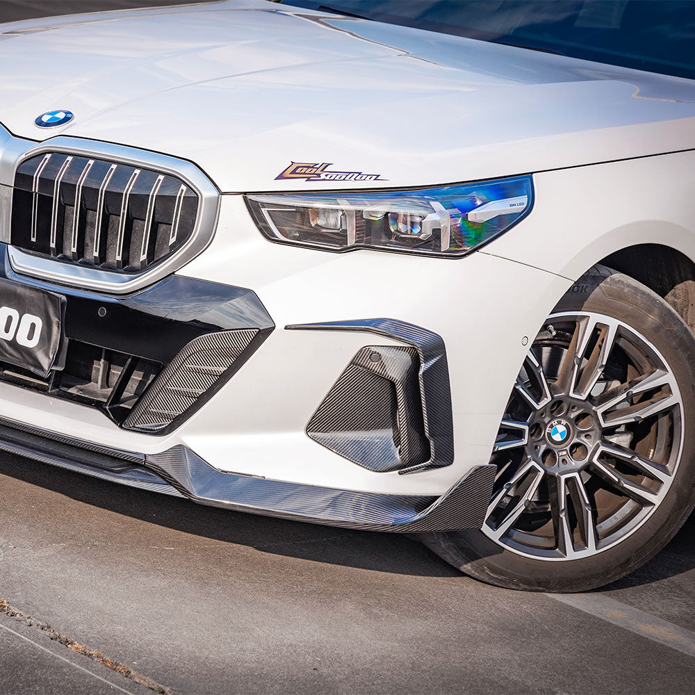 BMW G60 I5 FRONT BUMPER TRIMS