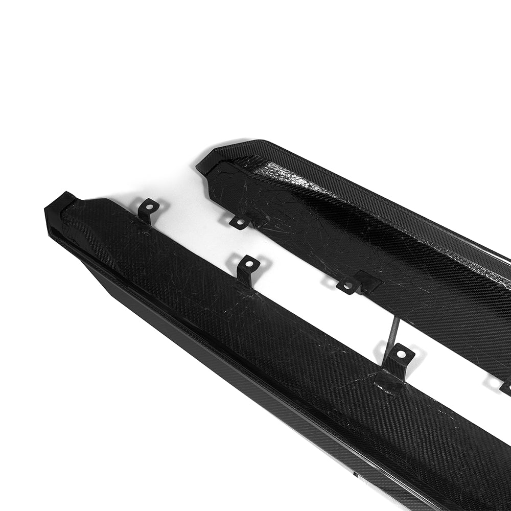 BMW X5 G05 CARBON FIBER SIDE SKIRT