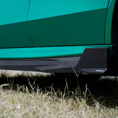 F95 X5M CARBON SIDE SKIRT