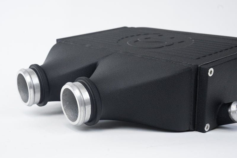 CSF Intercoolers CSF 2014+ BMW M3/M4 (F8X) Top Mount Charge-Air-Cooler - Crinkle Black
