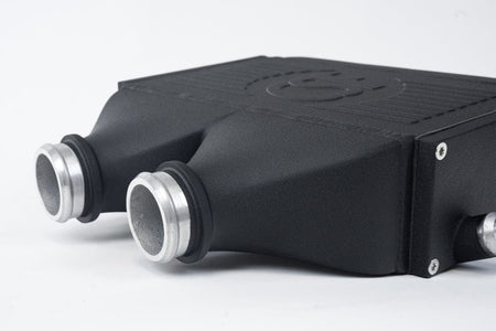 CSF Intercoolers CSF 2014+ BMW M3/M4 (F8X) Top Mount Charge-Air-Cooler - Crinkle Black