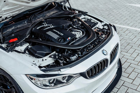 CSF Intercoolers CSF 2014+ BMW M3/M4 (F8X) Top Mount Charge-Air-Cooler - Crinkle Black