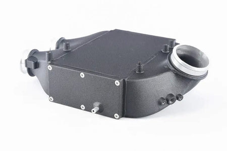 CSF Intercoolers CSF 2014+ BMW M3/M4 (F8X) Top Mount Charge-Air-Cooler - Crinkle Black