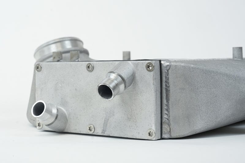 CSF Intercoolers CSF 2014+ BMW M3/M4 (F8X) Top Mount Charge-Air-Cooler - Raw Finish