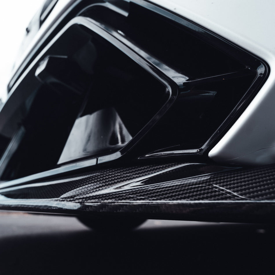 LAB Front Lip BMW G90 G99 M5 Pre Preg Dry Carbon Front Lip LAB Style