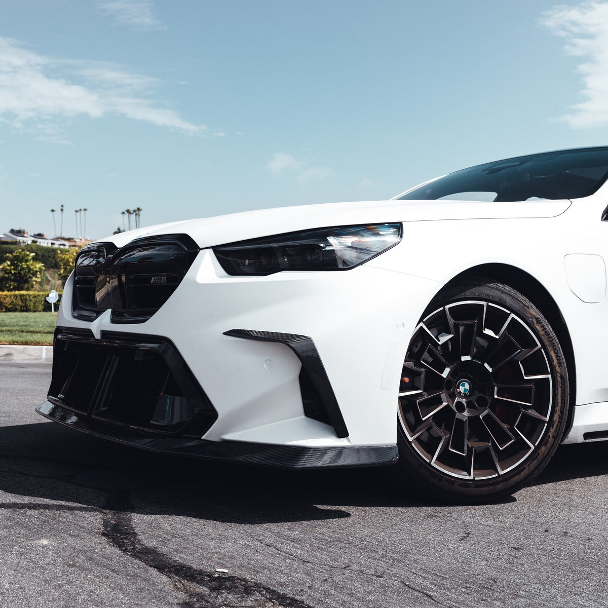 Legendary | Autobuilders Aero LAB Design Carbon Fiber Front Canards BMW G90/G99 M5