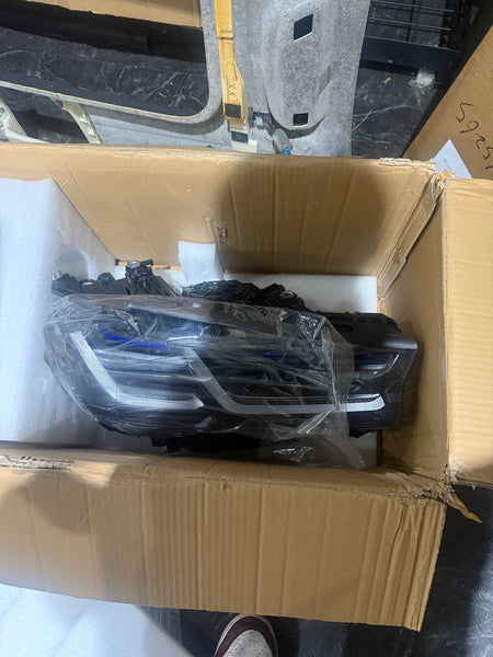 Open Box Lighting (OPEN BOX) Laser Style Color Switching LED Headlights - F90 M5 / G30 5 Series