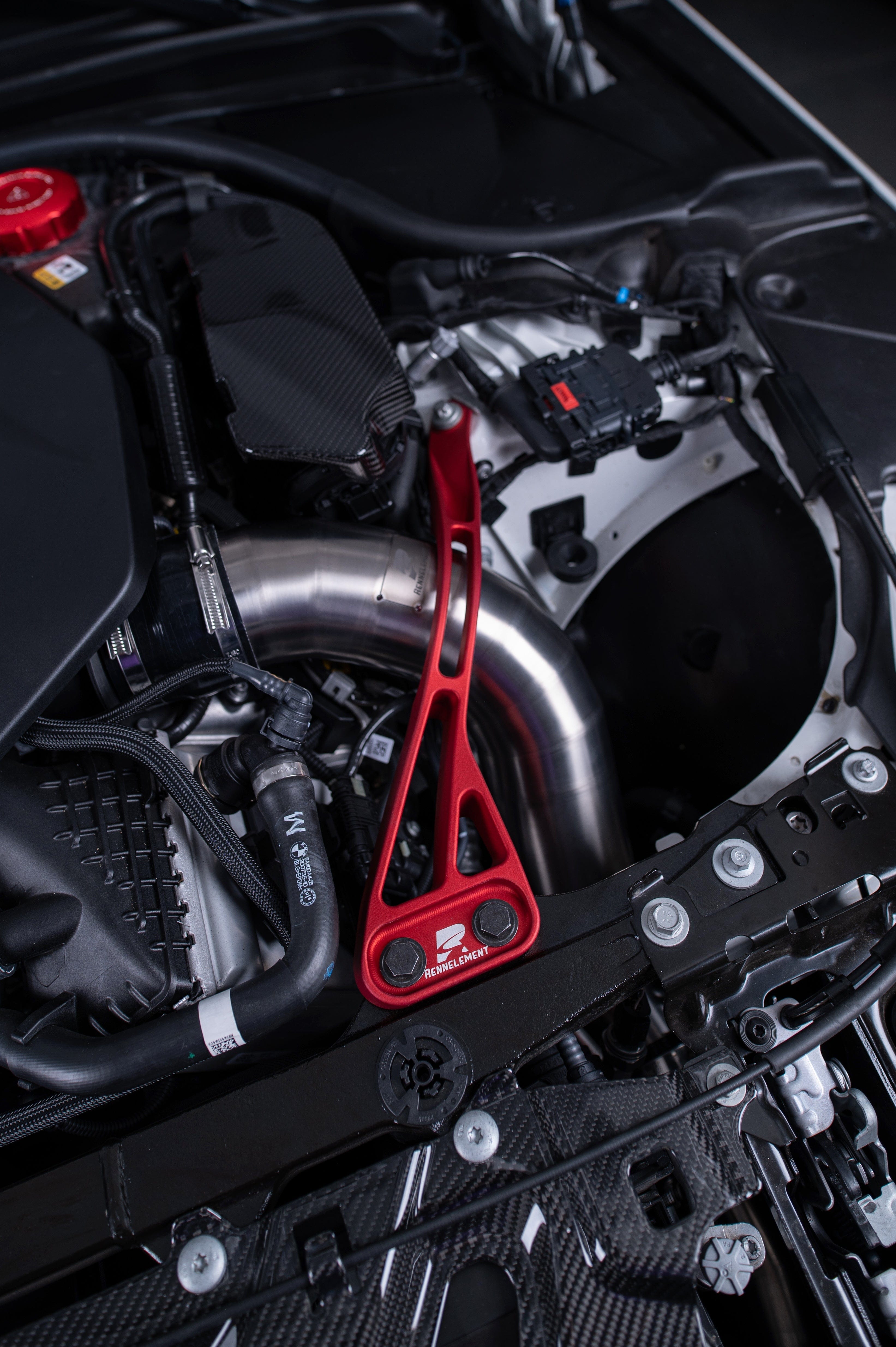 RENNELEMENT Engine Bay RENNELEMENT G90/G99 M5 BMW CNC Aluminum Strut Brace Set