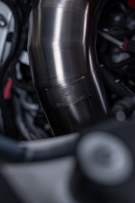RENNELEMENT Performance RENNELEMENT G90/G99 M5 BMW Titanium Front Mount Intake