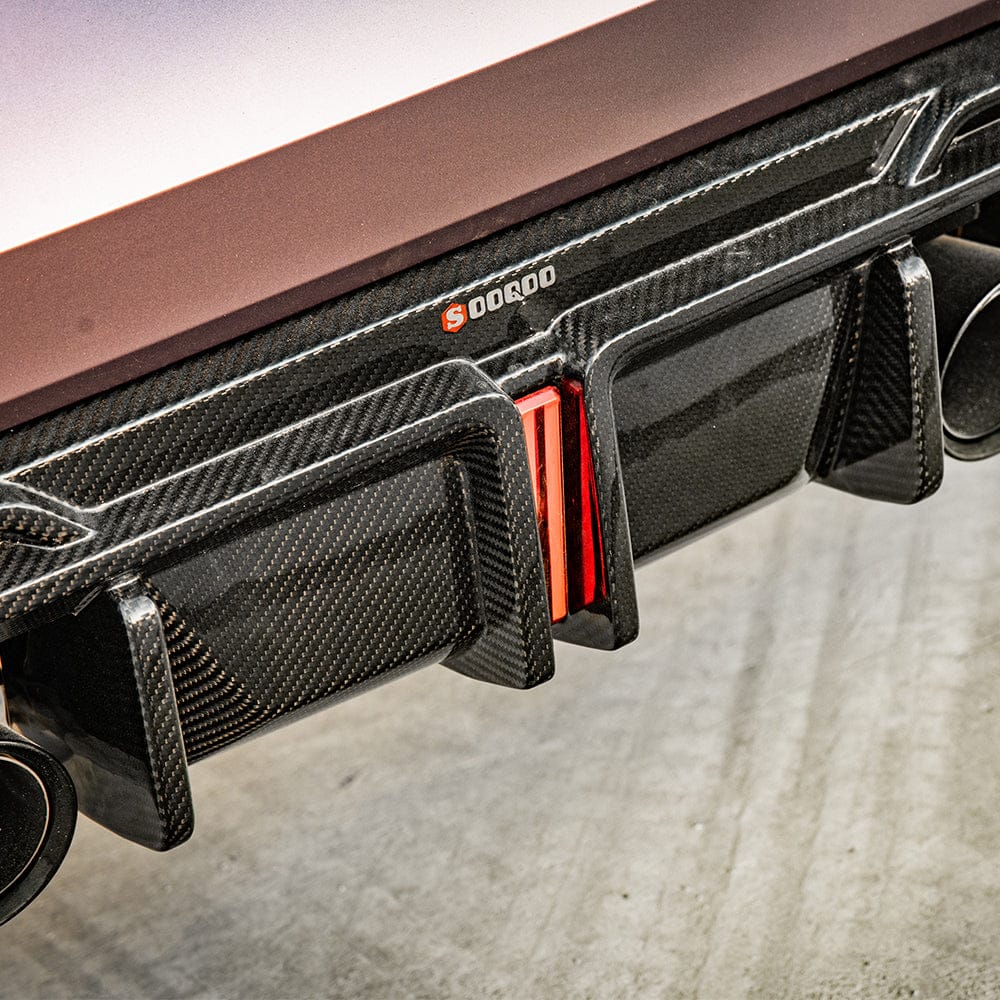 SOOQOO Diffuser SOOQOO V1 BMW M4 G82 Rear Diffuser W/Brake Light In Prepreg Carbon Fiber