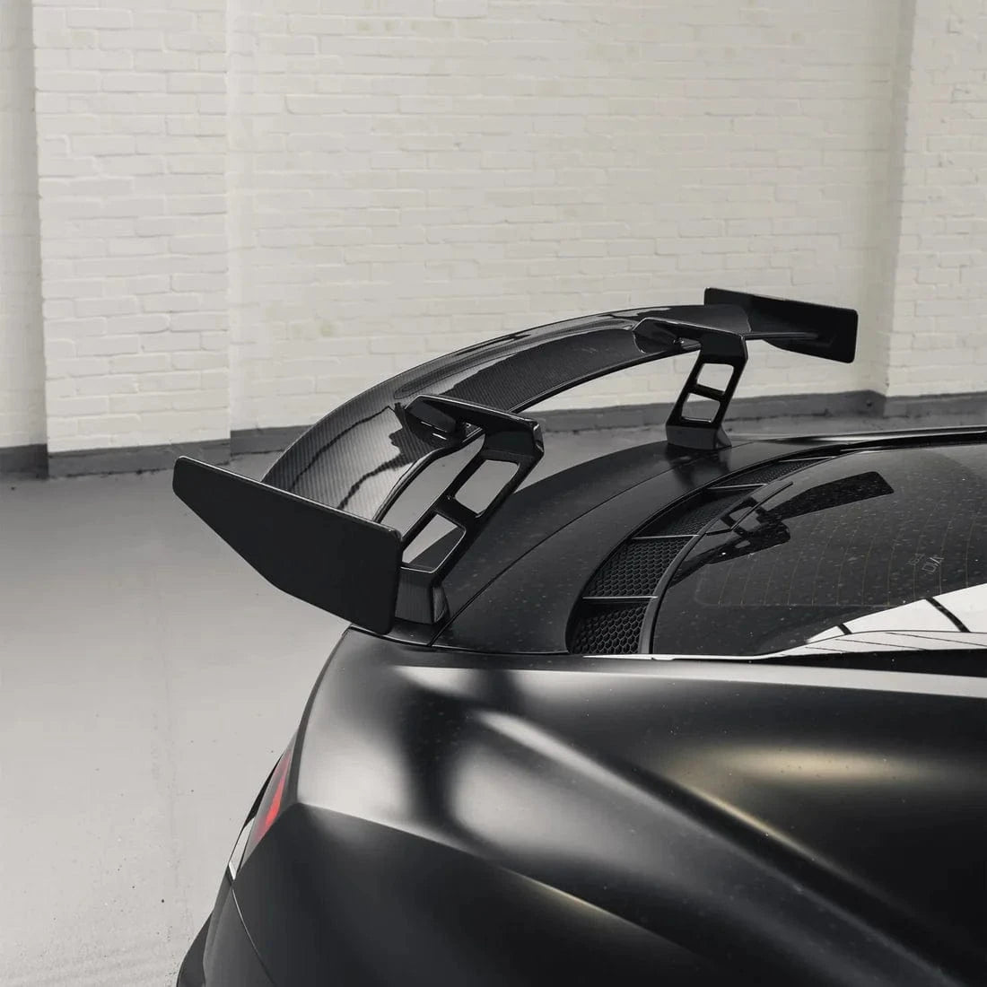 TRE Carbon Wing Audi R8 4S Pre-Preg Carbon Fiber Rear Wing by TRE