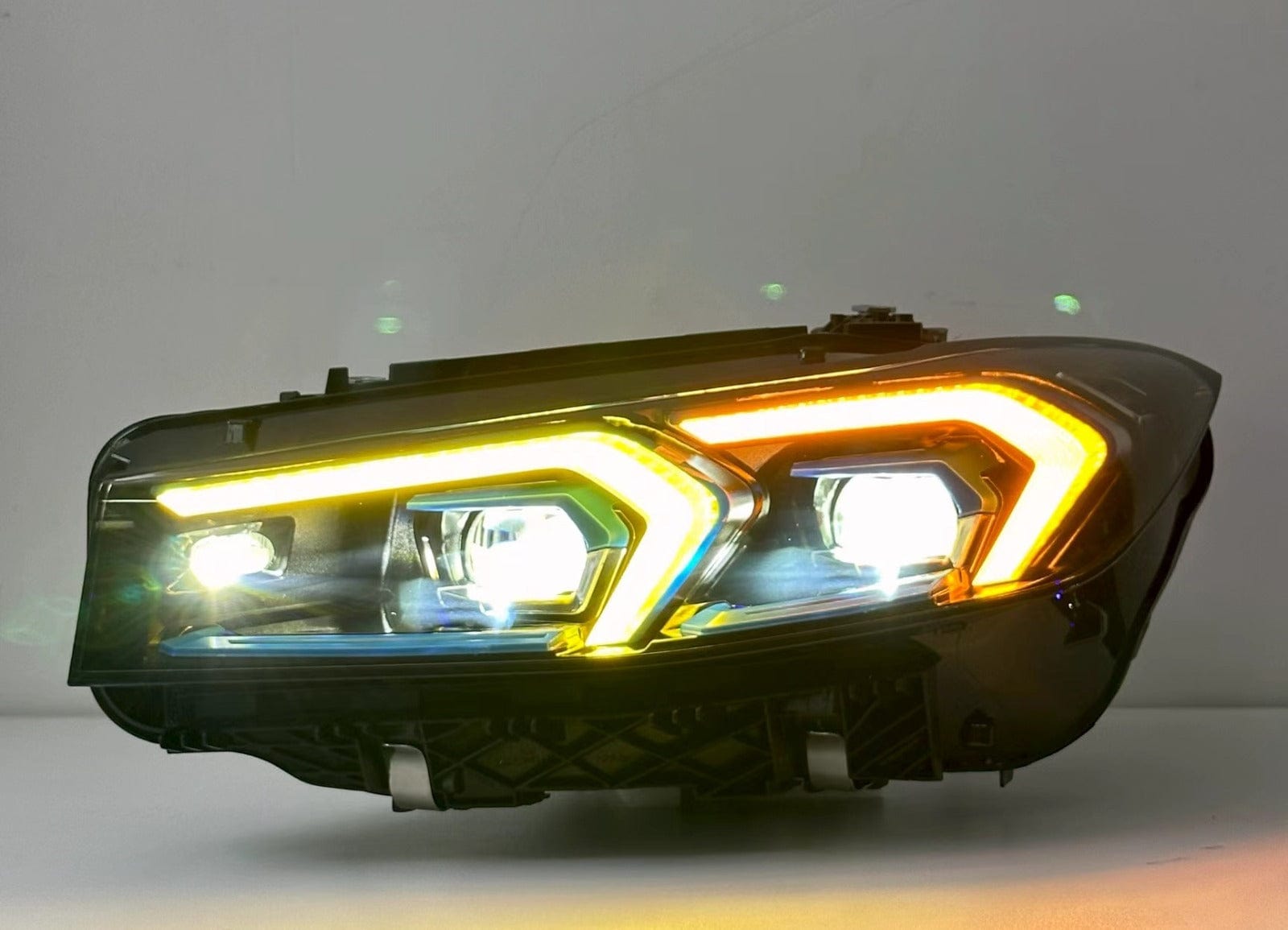 West Coast Euros Lighting LCI Style Adaptive Color Switching Yellow/White LED Headlights - G20 3 Series (Pre-LCI)