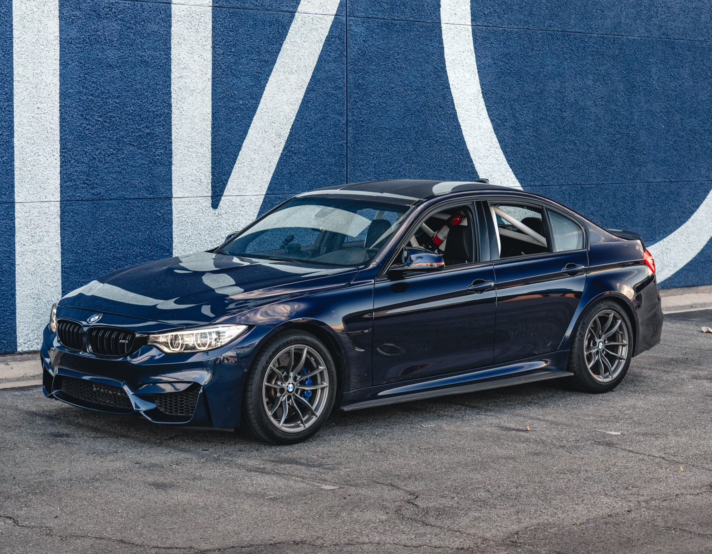 BMWF82 M4 2015-2019 Psmスタイル カーボンファイバースタイルのフロントガラス リアスポイラー リアウィング アクセサリーリアエルロンカートランク BMWF82 M4 2015-2019 Psmスタイル カーボンファイバースタイルの