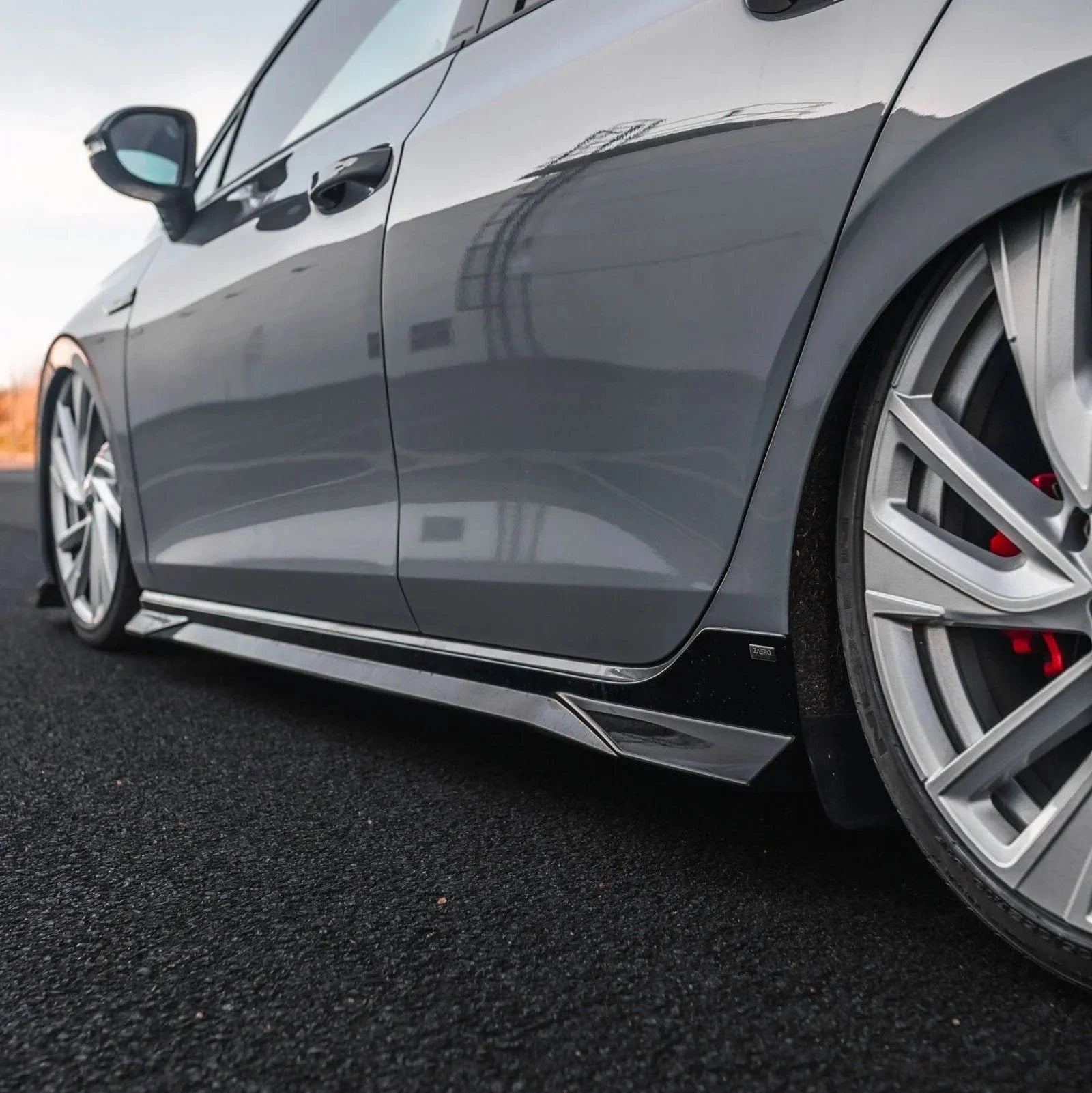 Zaero Design USA Side Skirt VW Golf Mk8 & Mk8.5 EVO-1 Gloss Black Side Skirts